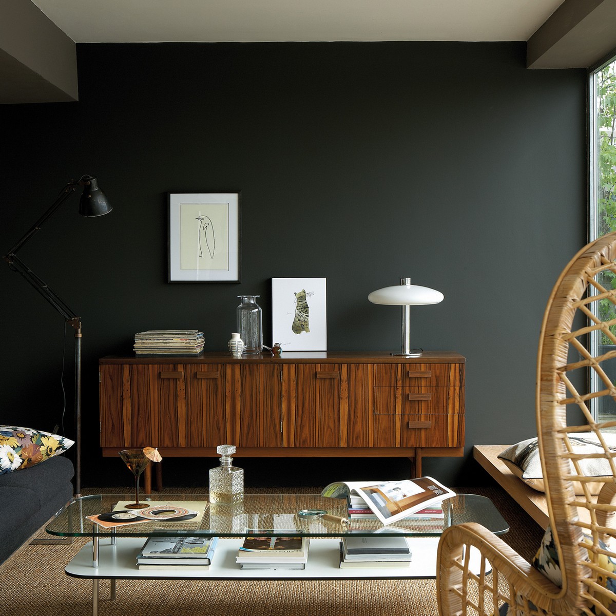 Interior paint Little Greene color черный Obsidian Green (216).