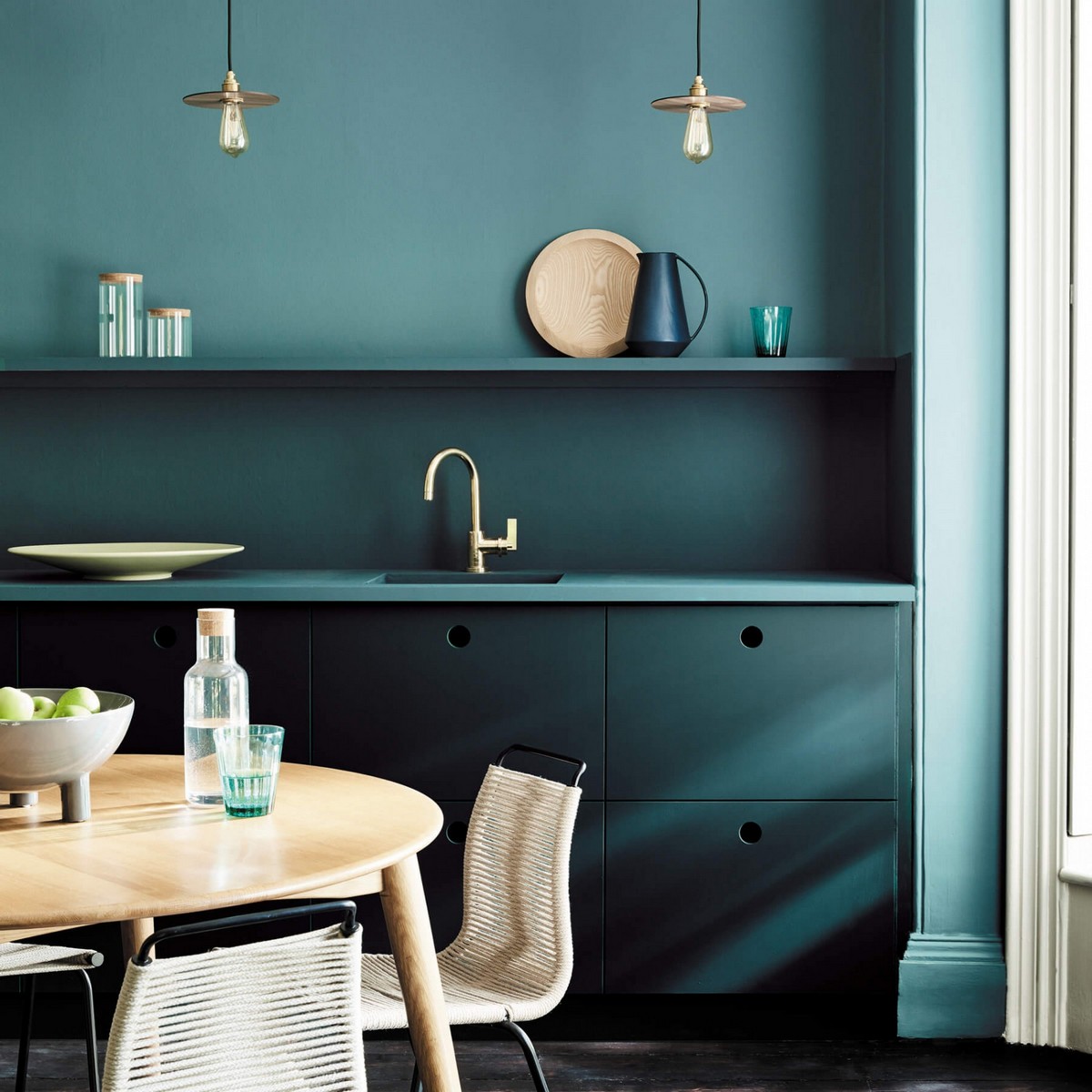 Interior paint Little Greene color голубой Tea with Florence (310).